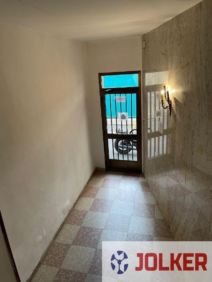 For sale of flat in Burriana