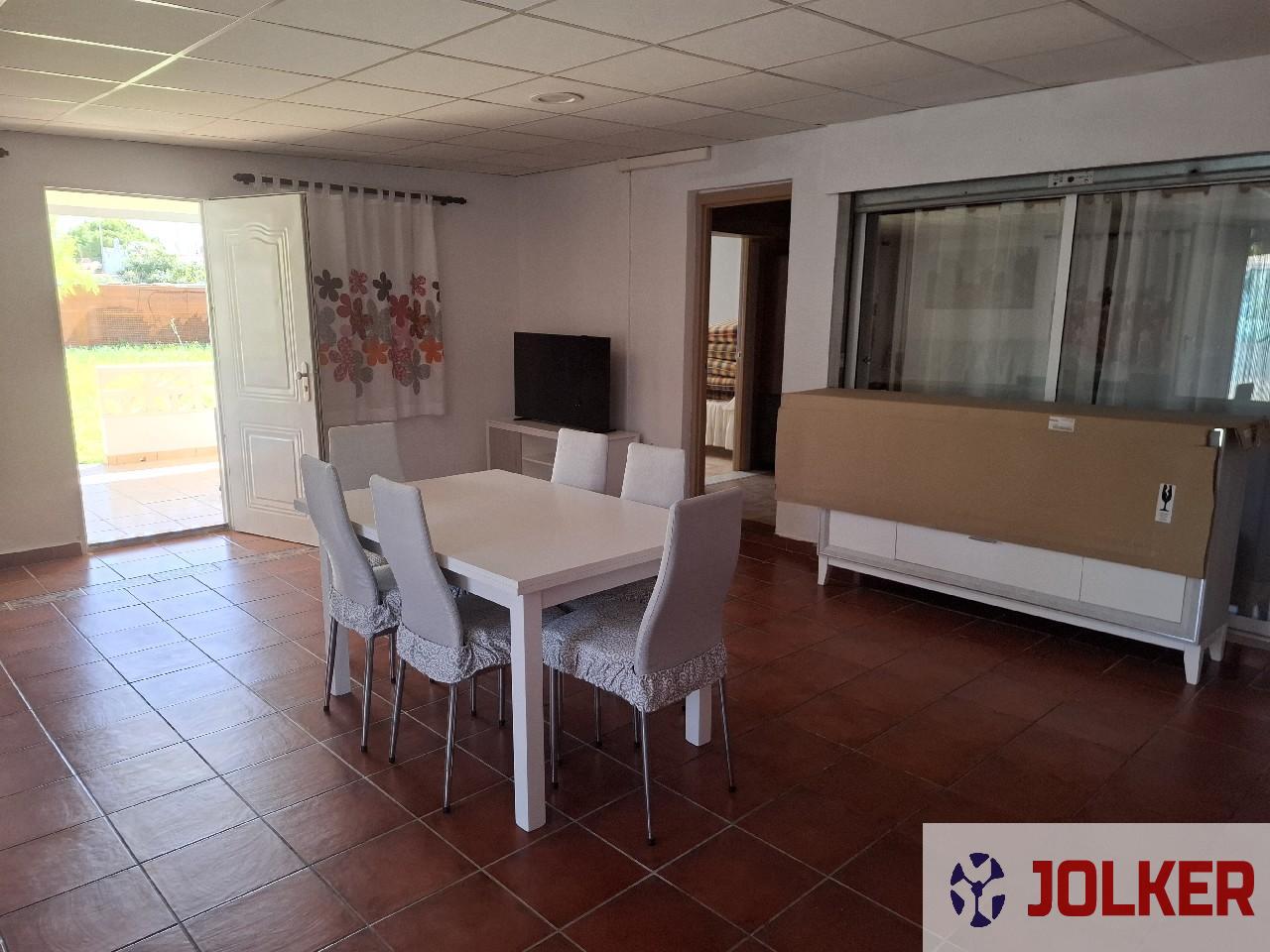 For rent of house in Burriana