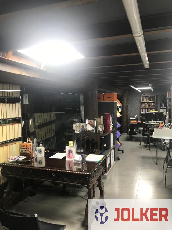 For sale of commercial in Burriana