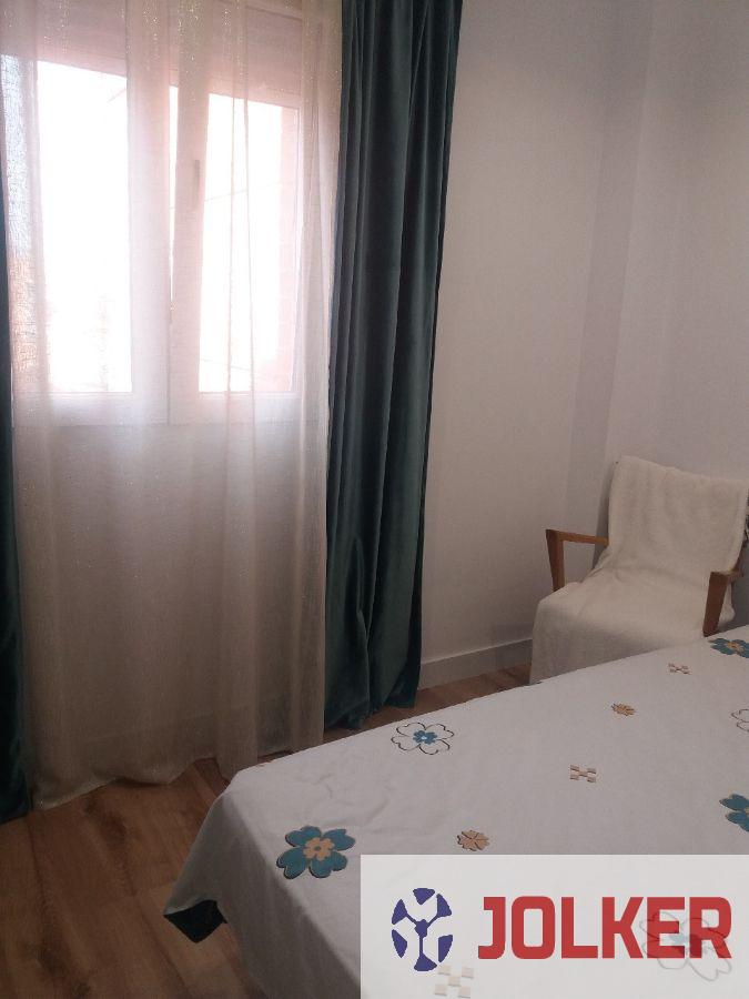 For sale of flat in Burriana