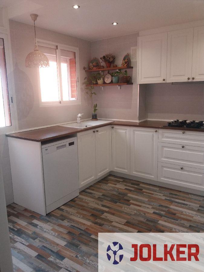 For sale of flat in Burriana