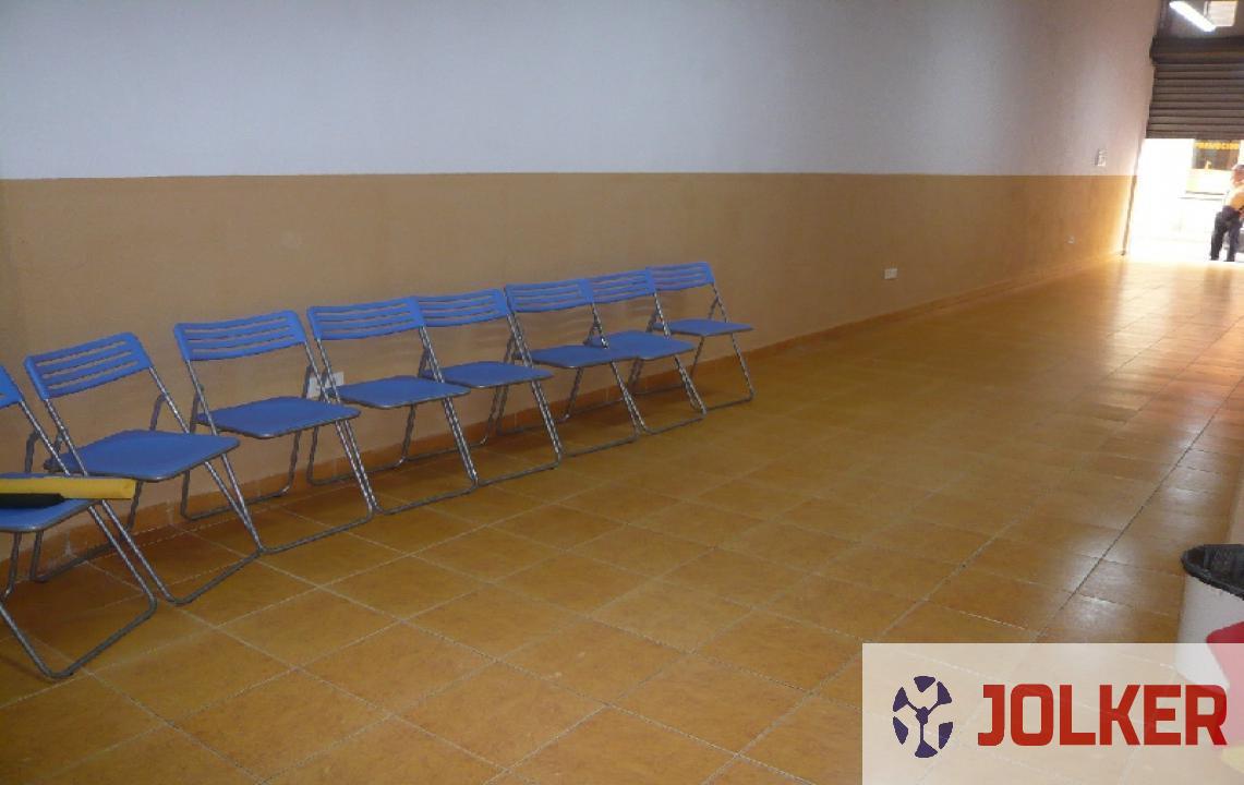 For sale of commercial in Burriana