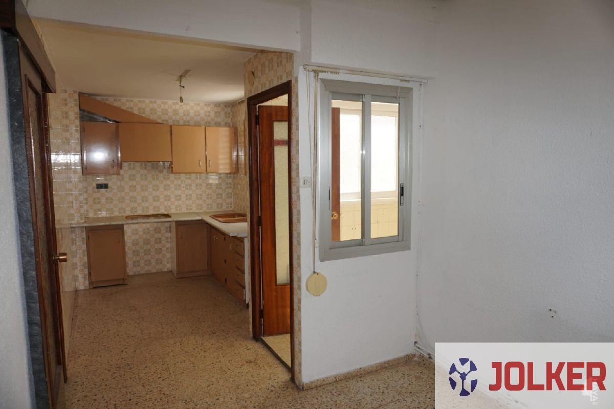 For sale of flat in Burriana