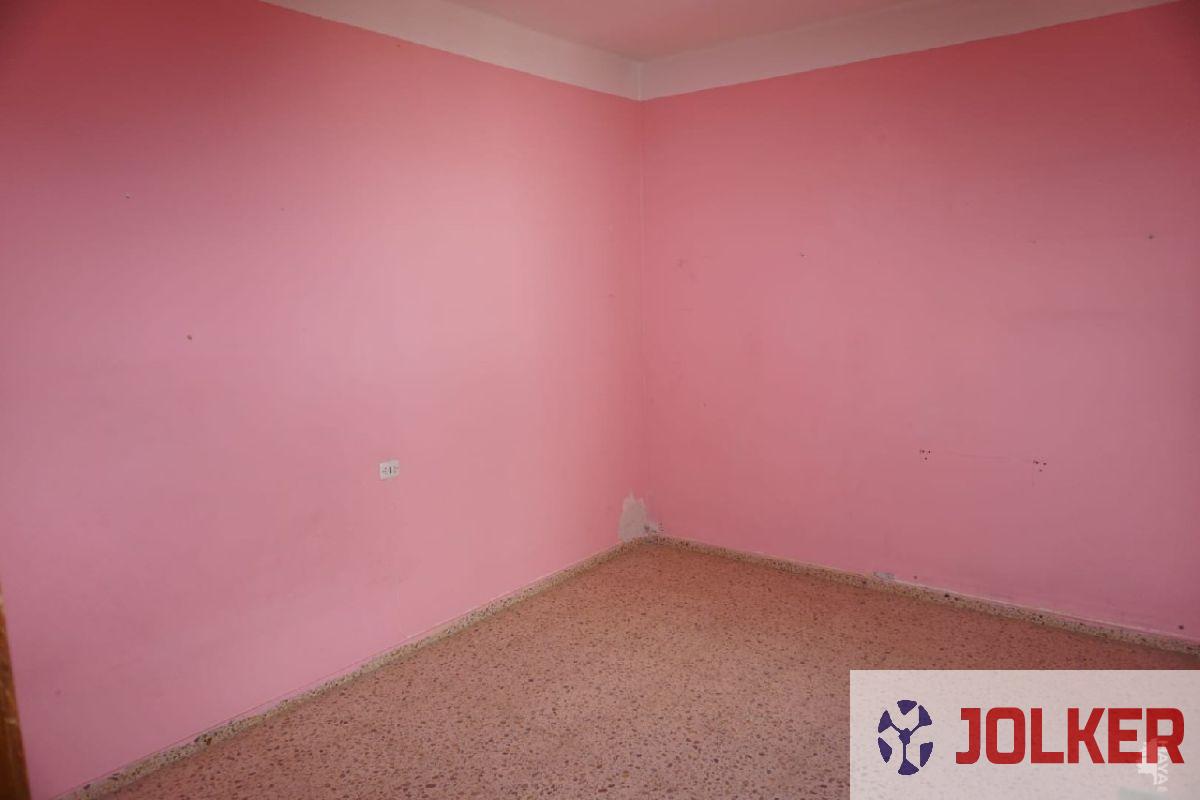 For sale of flat in Burriana