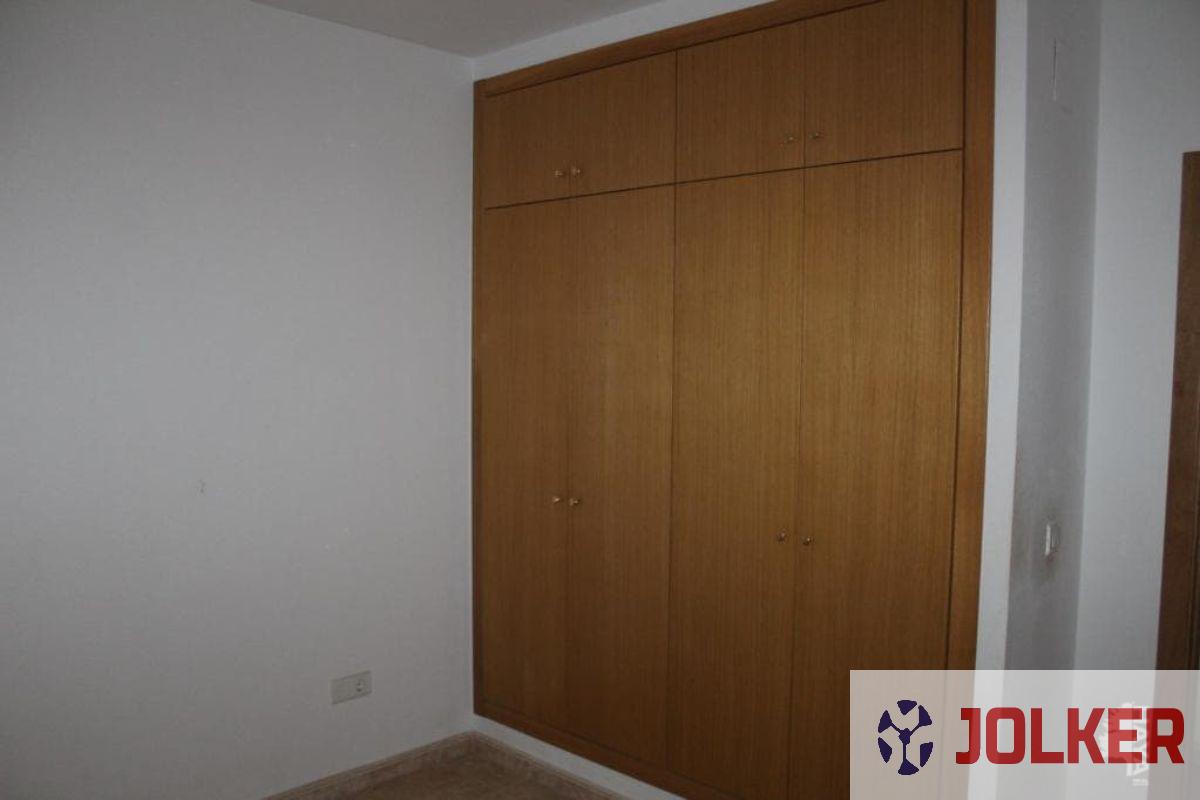 For sale of flat in Onda