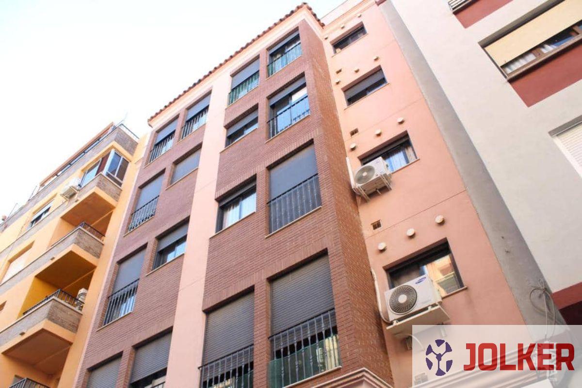 For sale of flat in Onda
