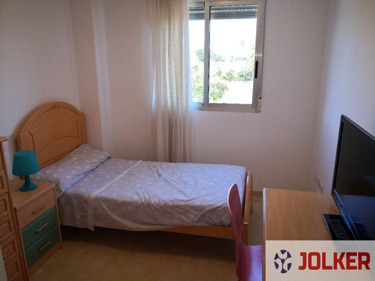 For sale of flat in Burriana