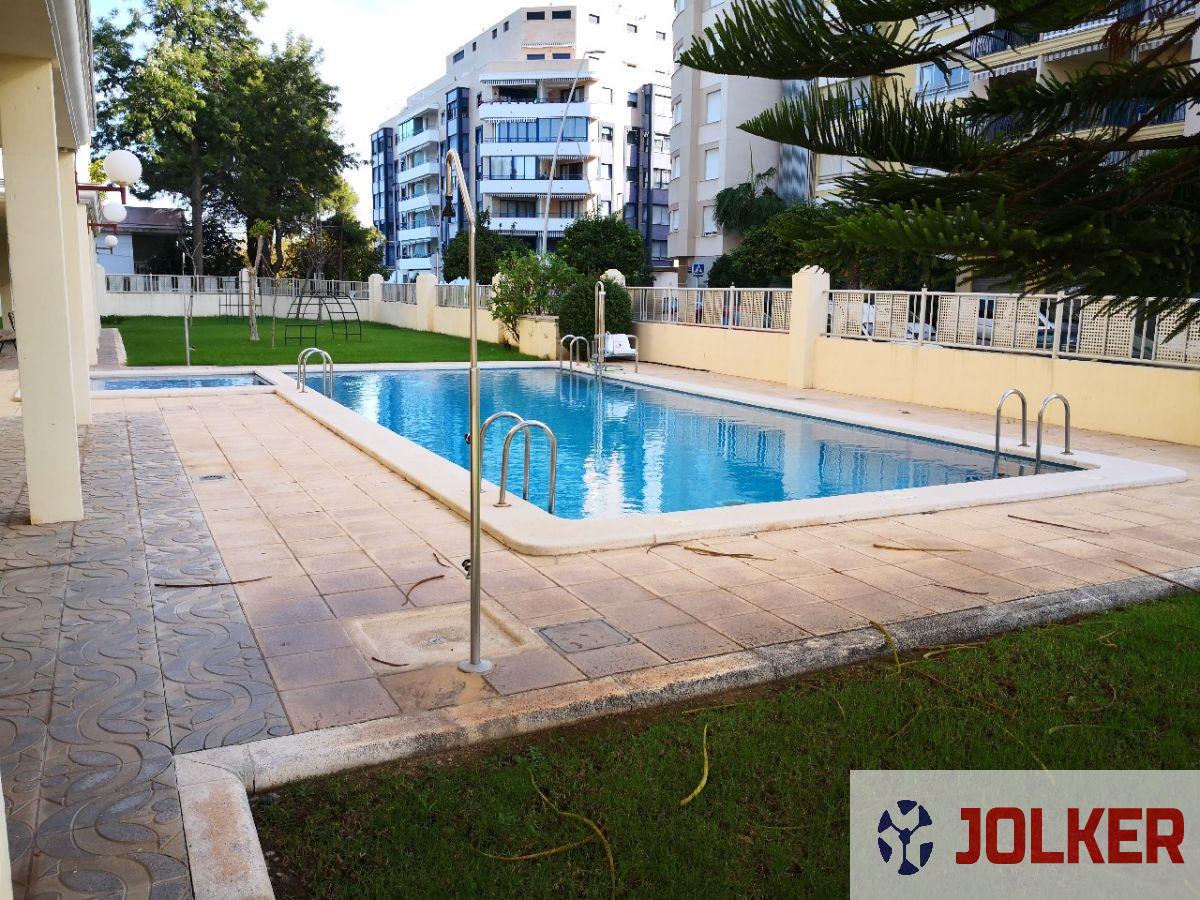 For sale of flat in Burriana
