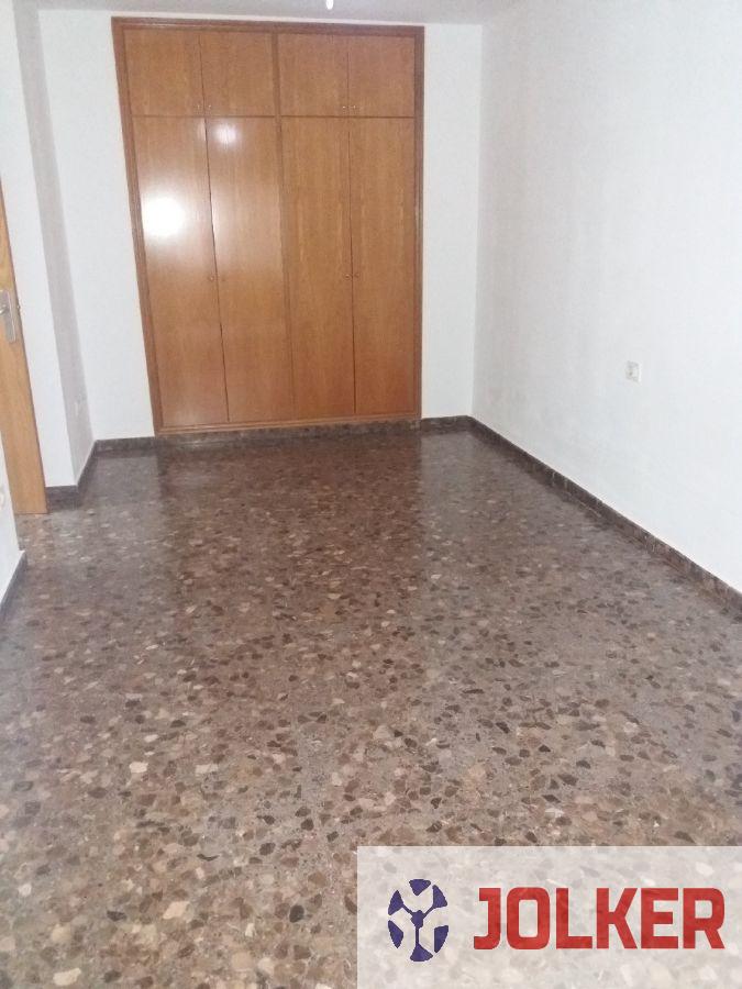 For sale of flat in Burriana