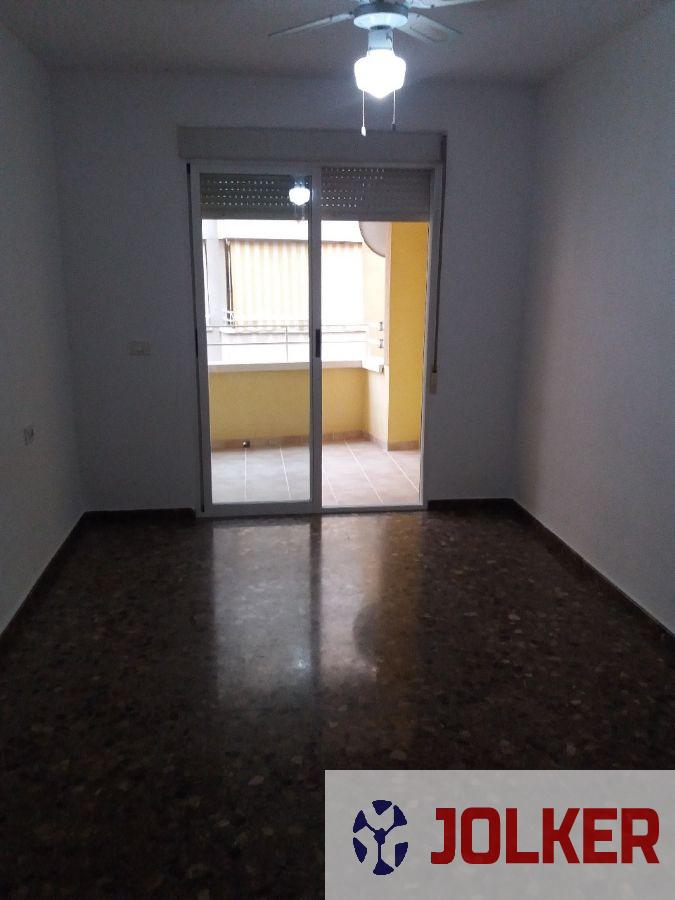 For sale of flat in Burriana