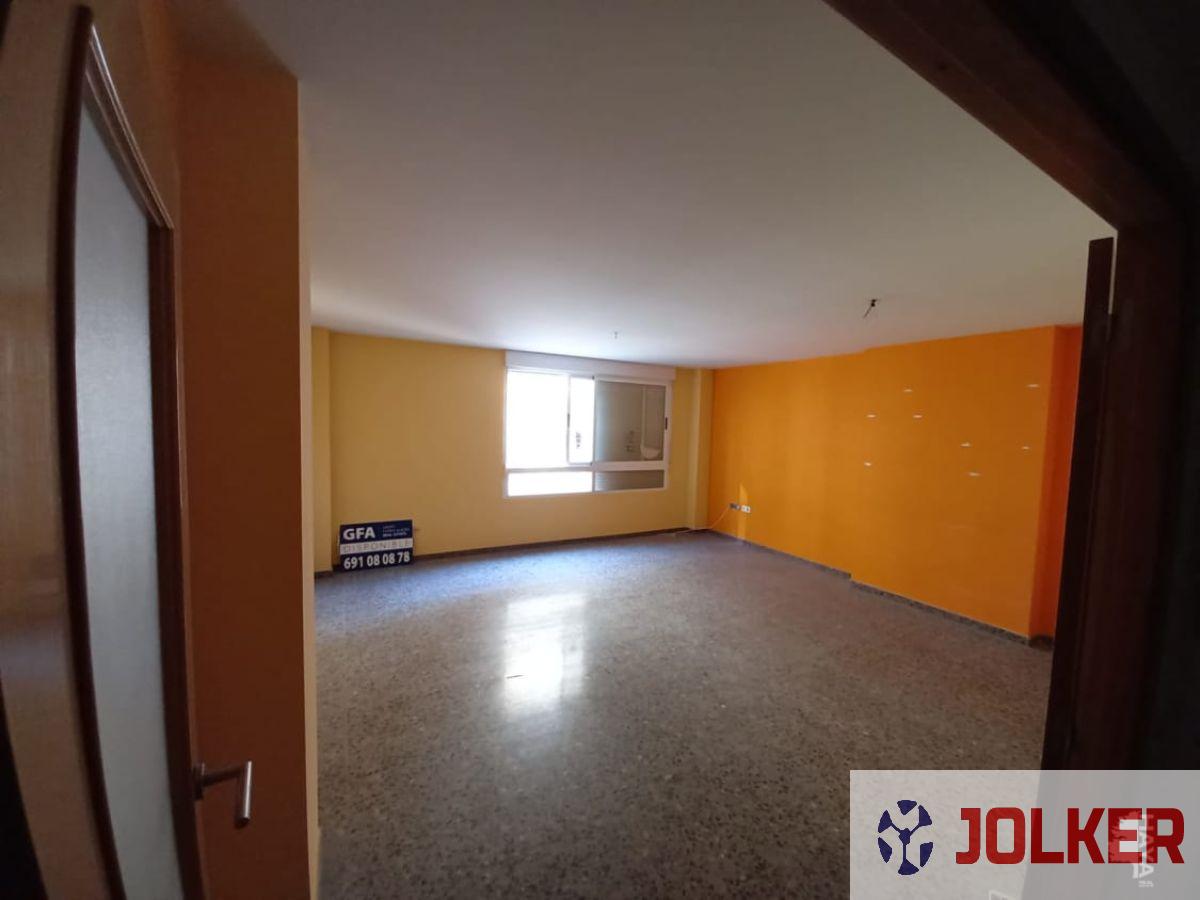 For sale of flat in Almazora