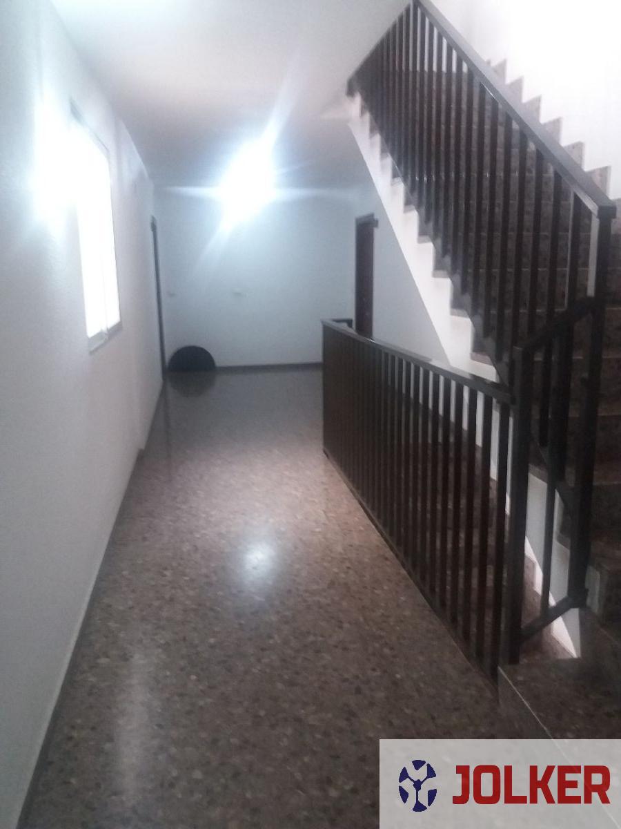 For sale of flat in Burriana