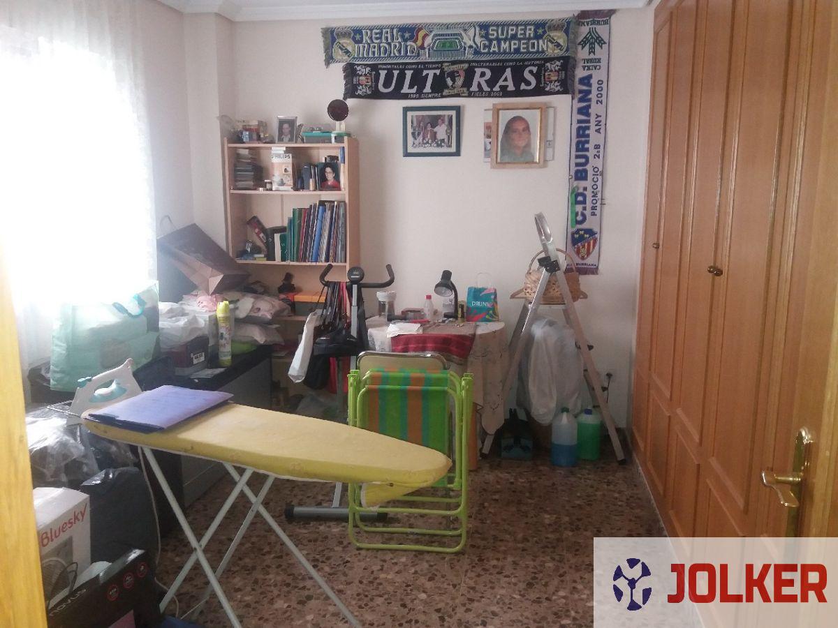 For sale of flat in Burriana