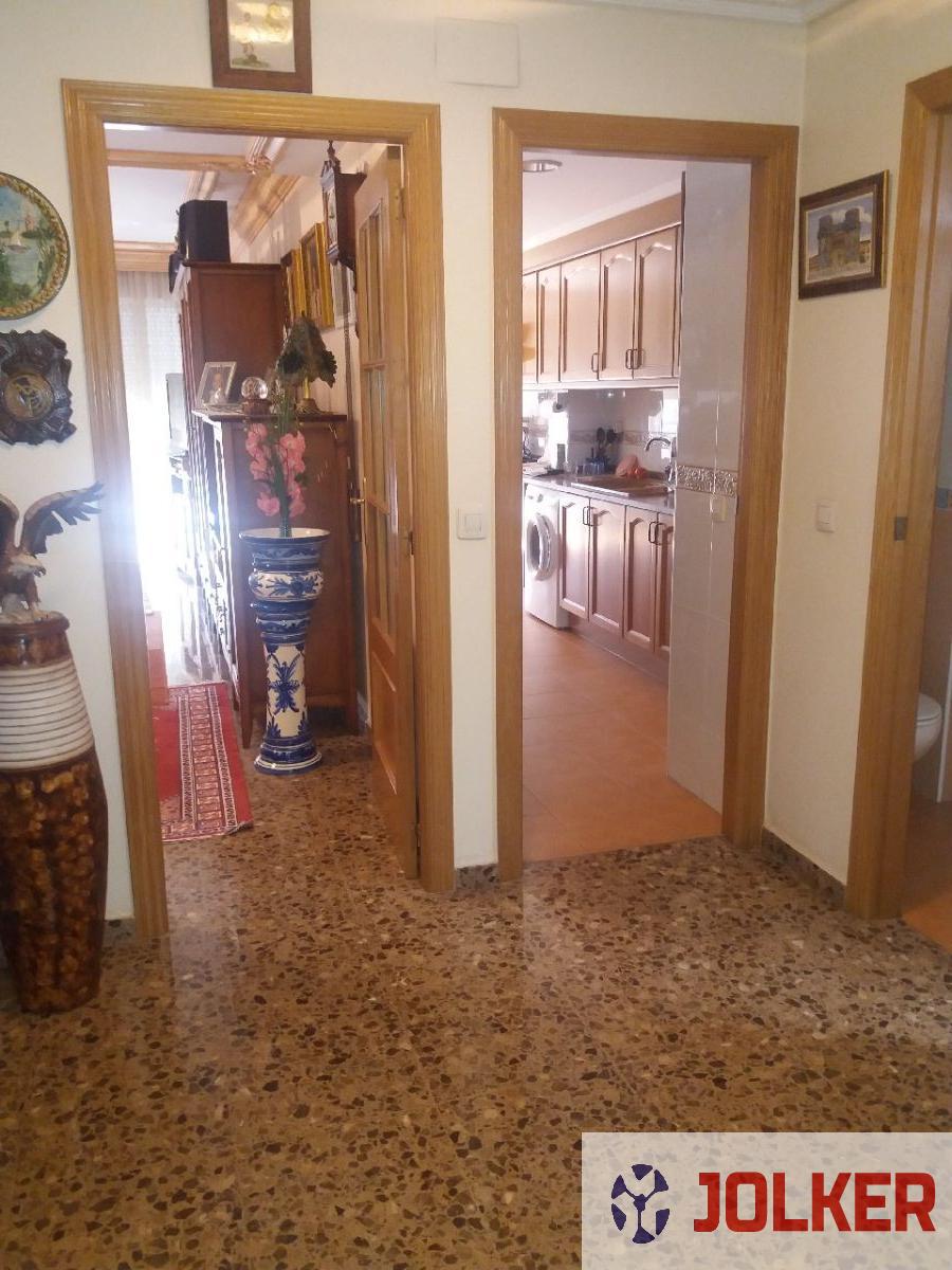 For sale of flat in Burriana