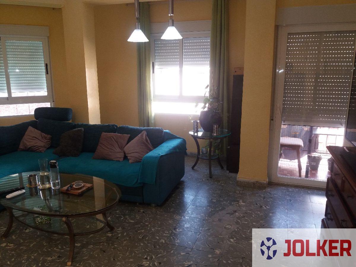 For sale of flat in Burriana