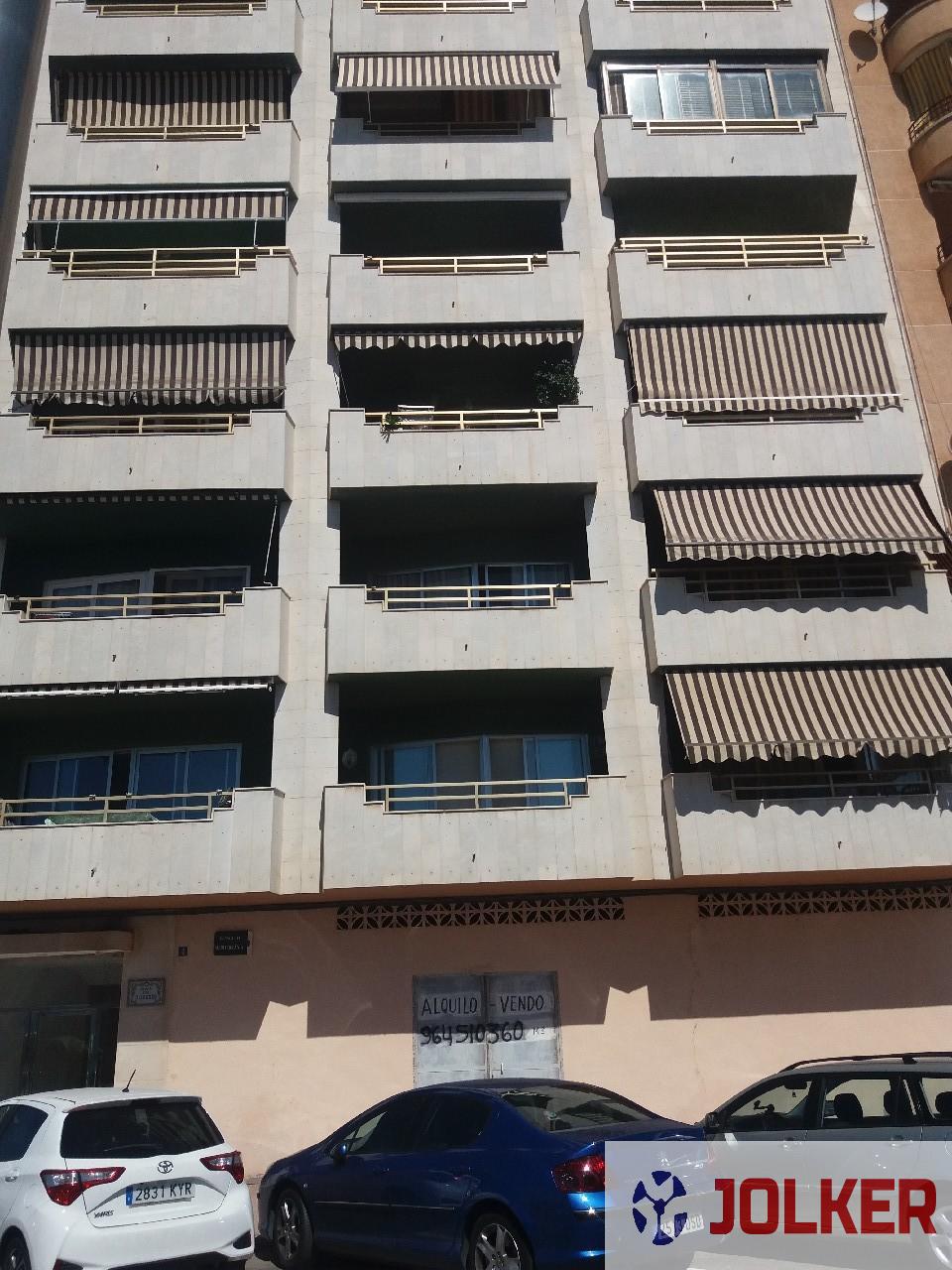 For sale of flat in Burriana