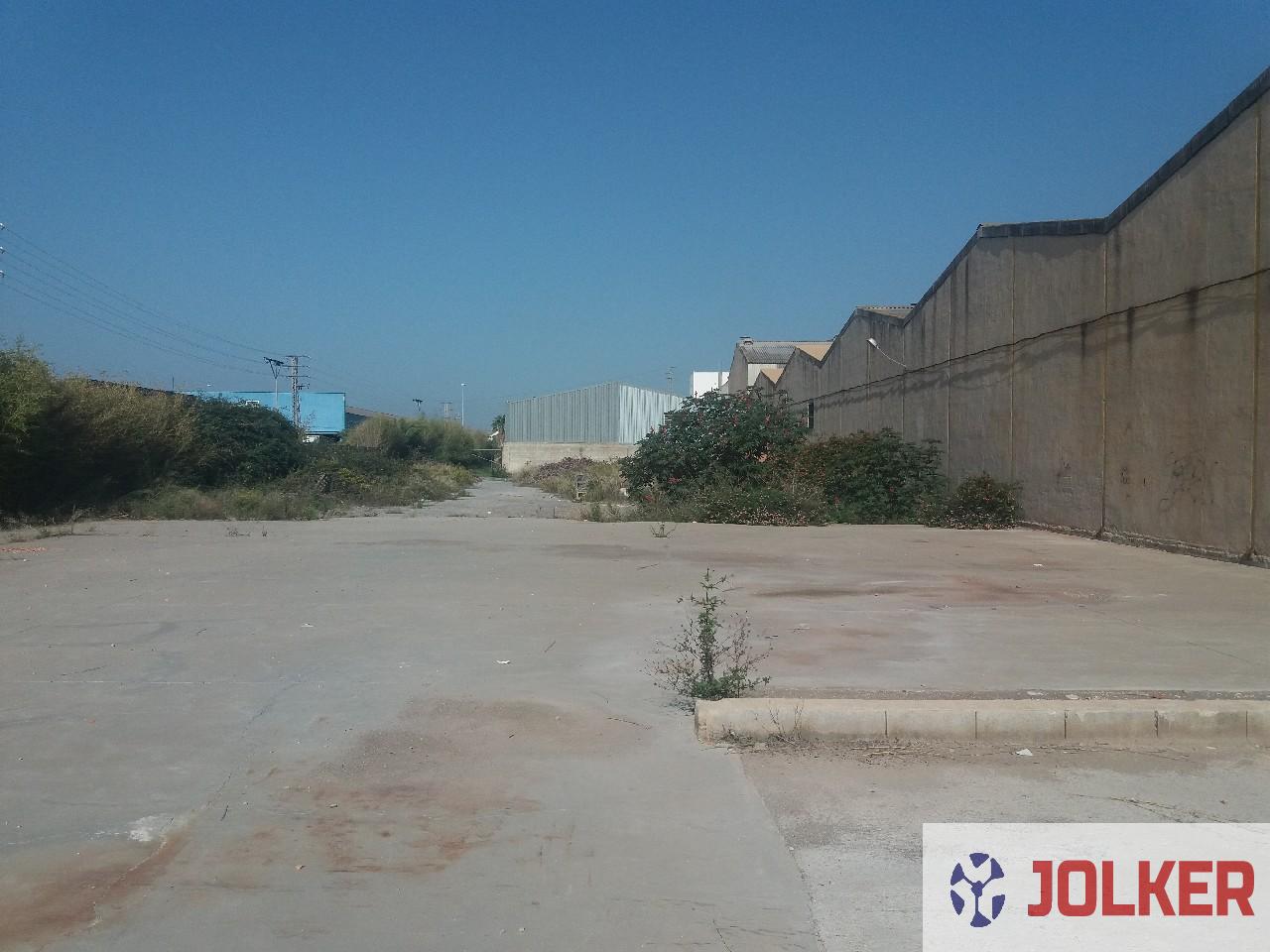 For rent of land in Burriana