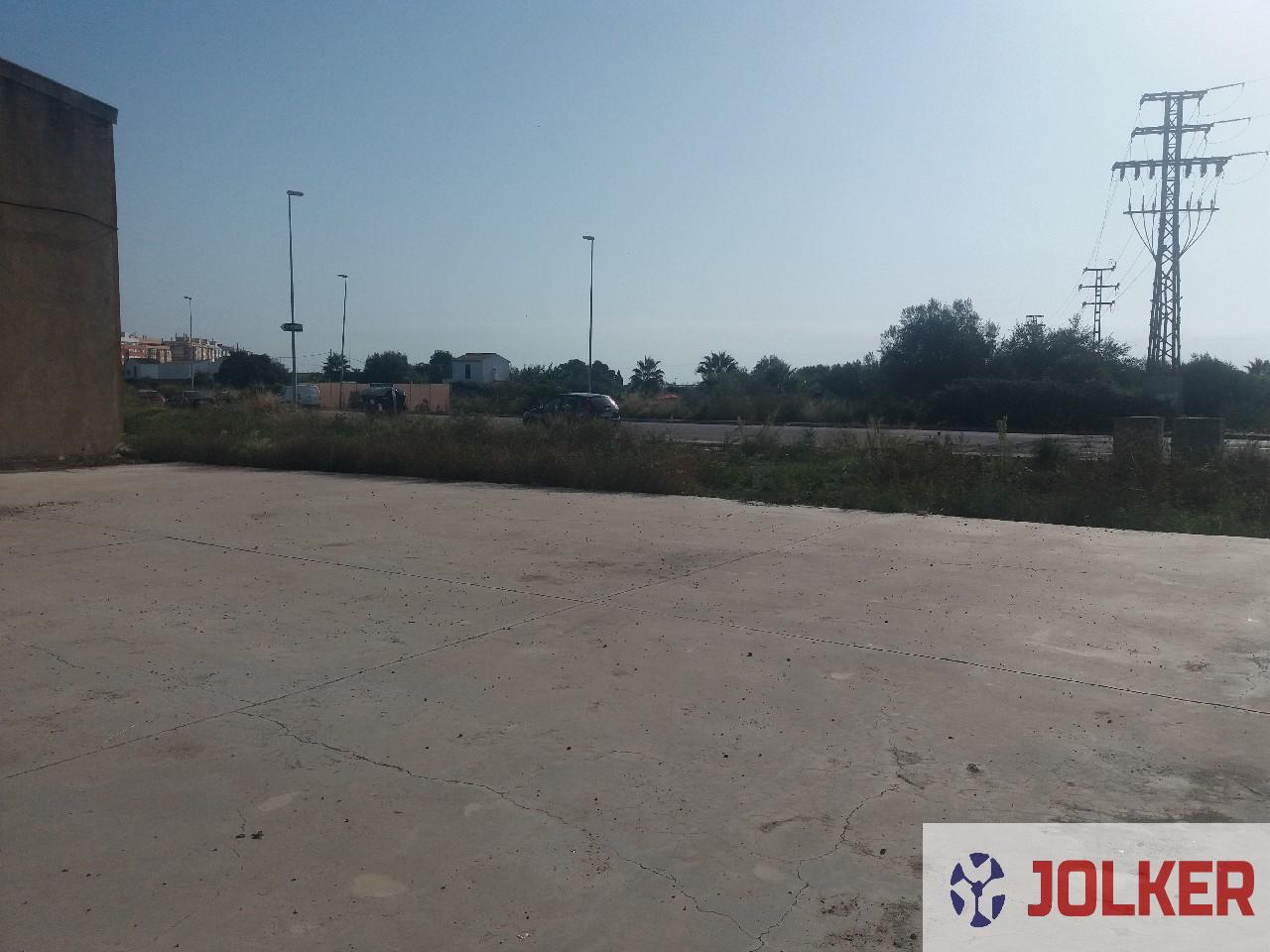 For rent of land in Burriana