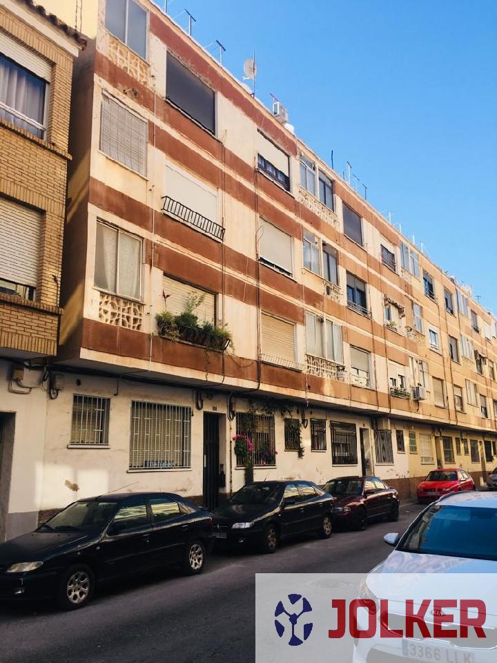 For sale of flat in Almazora