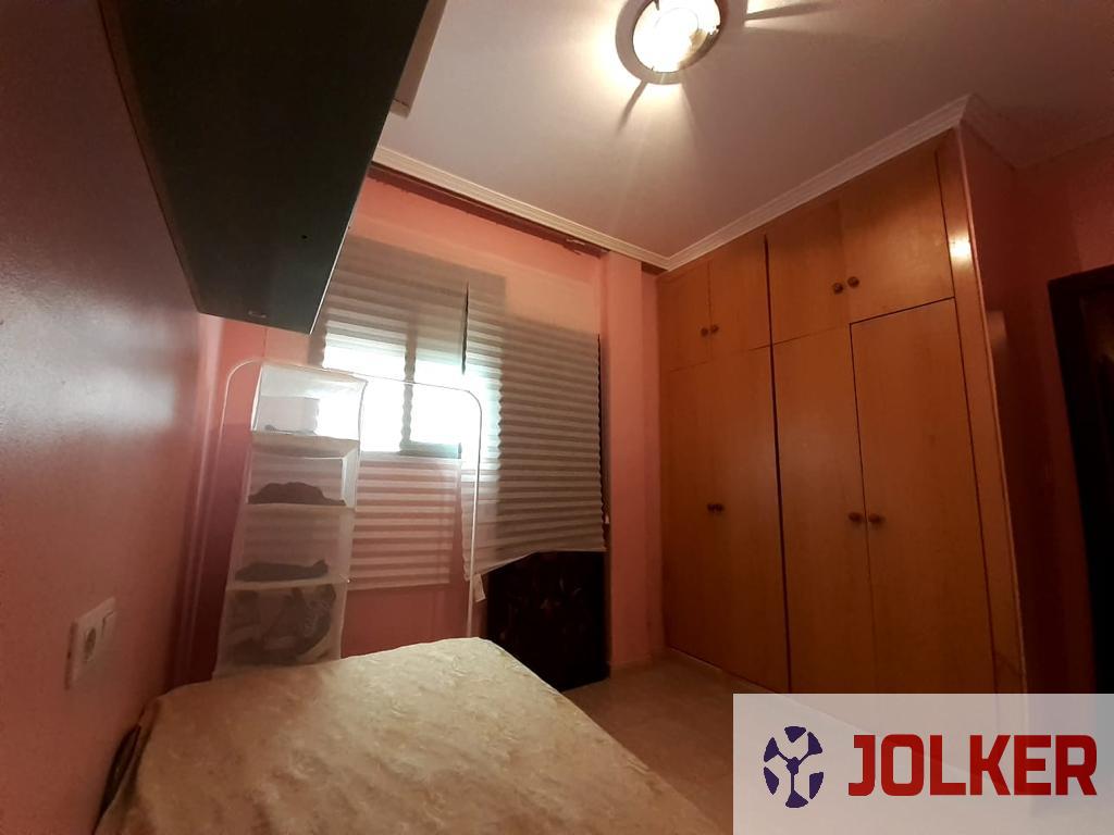 For rent of flat in Burriana