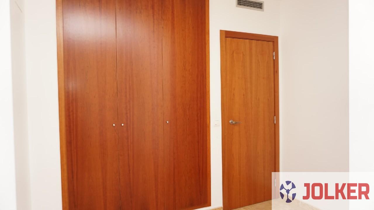 For sale of flat in Burriana