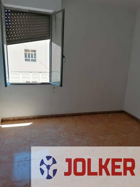 For sale of flat in Almazora