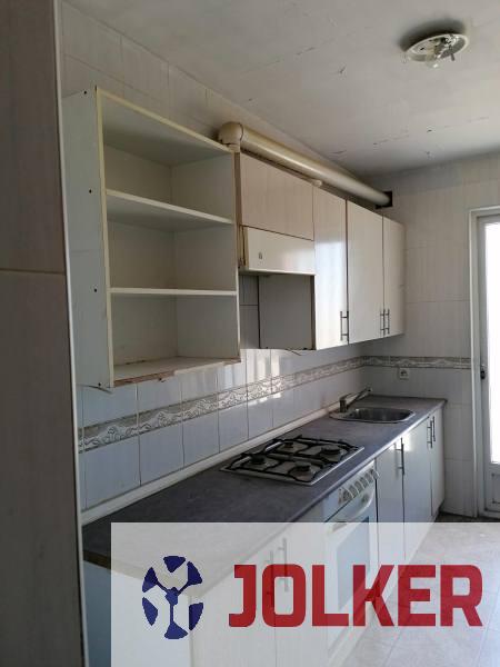 For sale of flat in Almazora