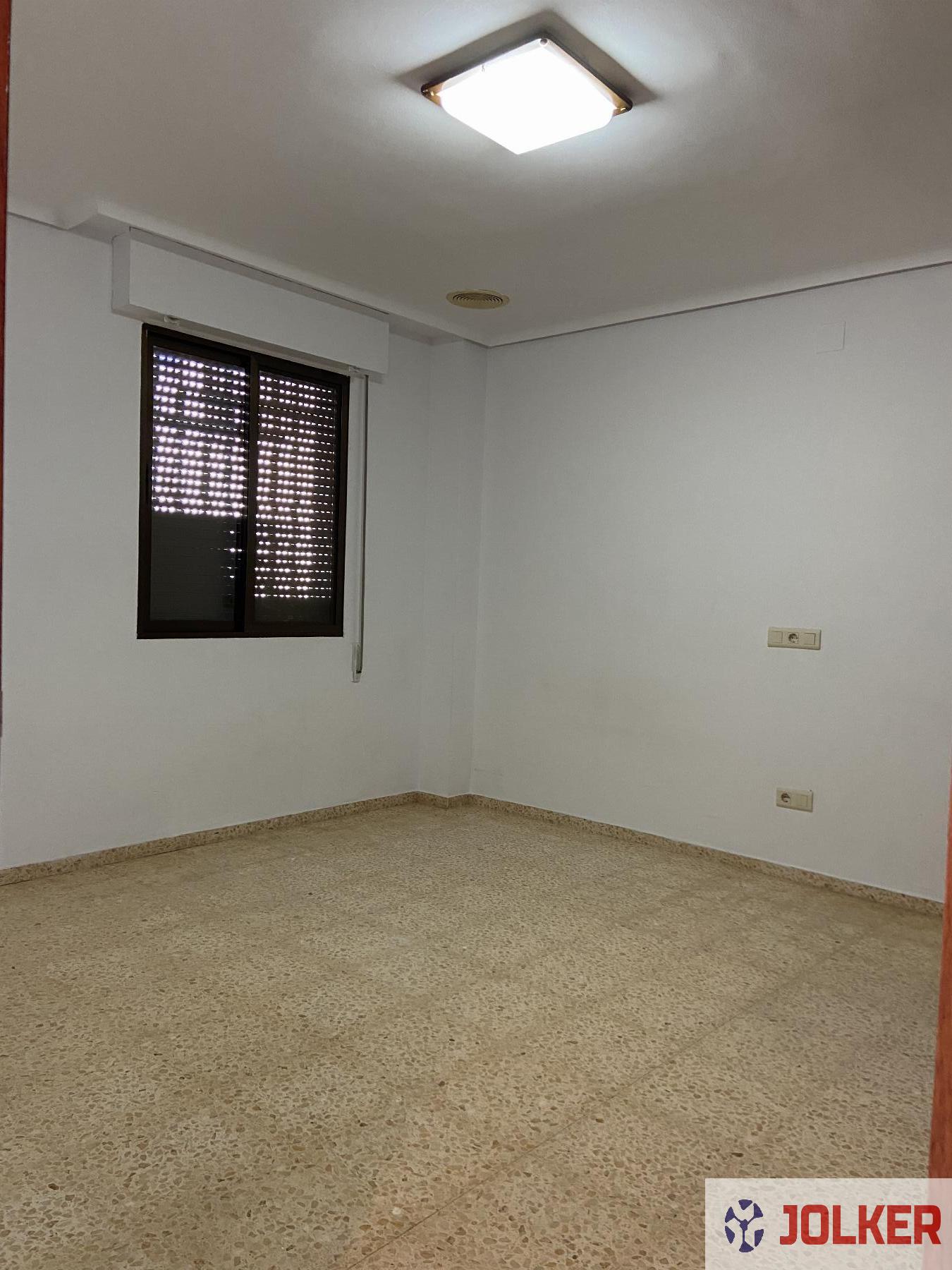 For rent of house in Burriana