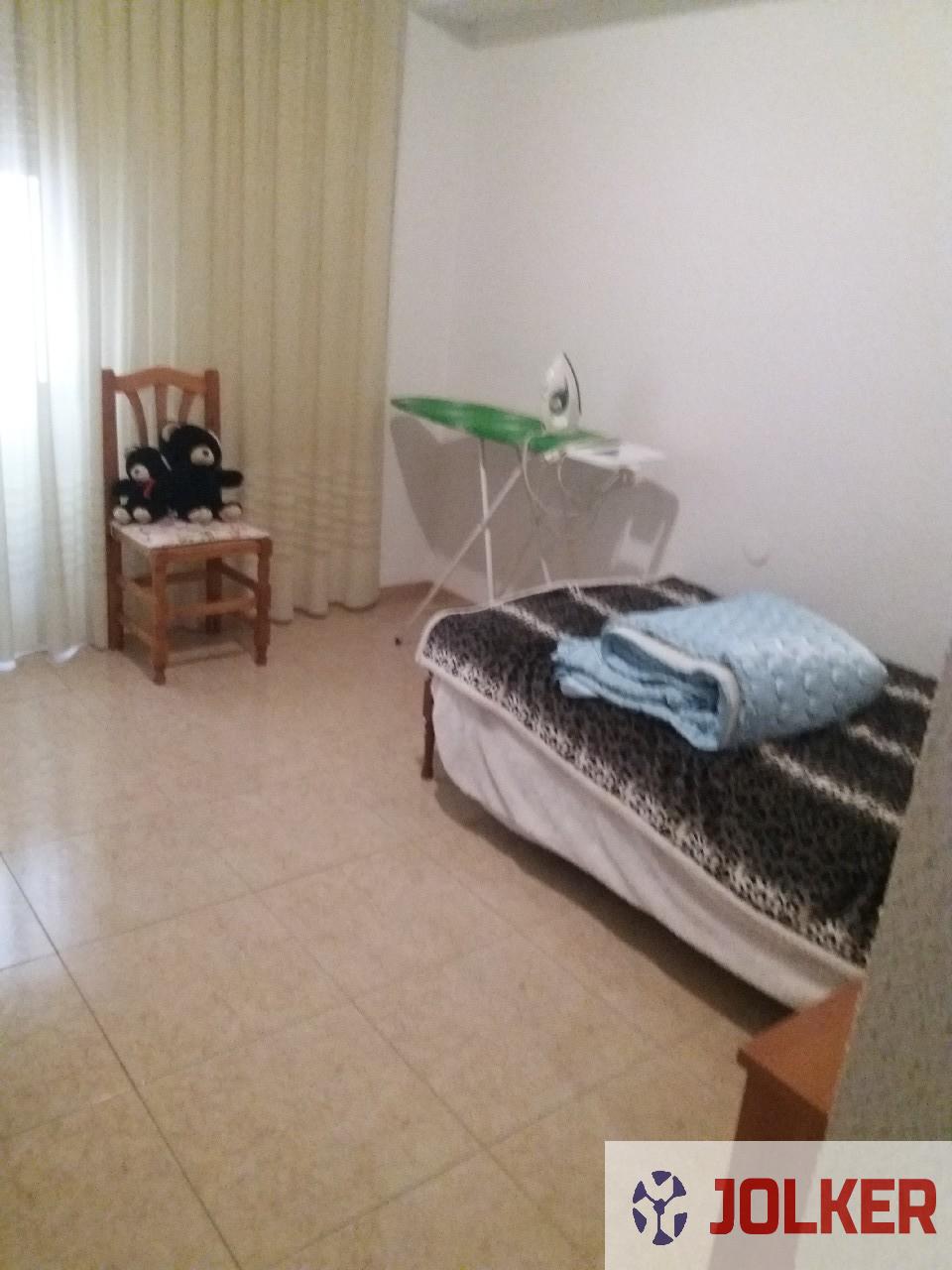 For sale of flat in Burriana