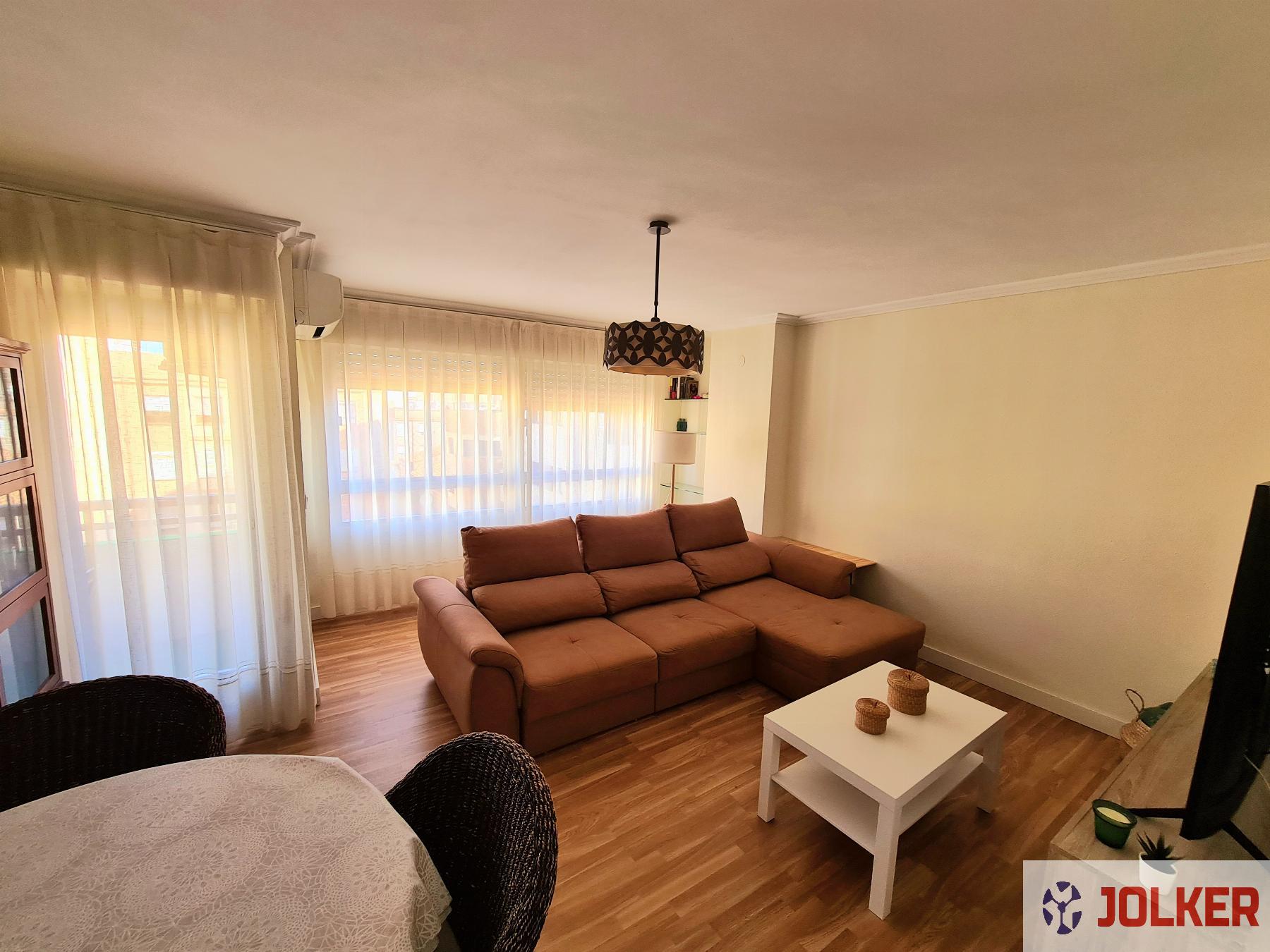 For sale of flat in Burriana
