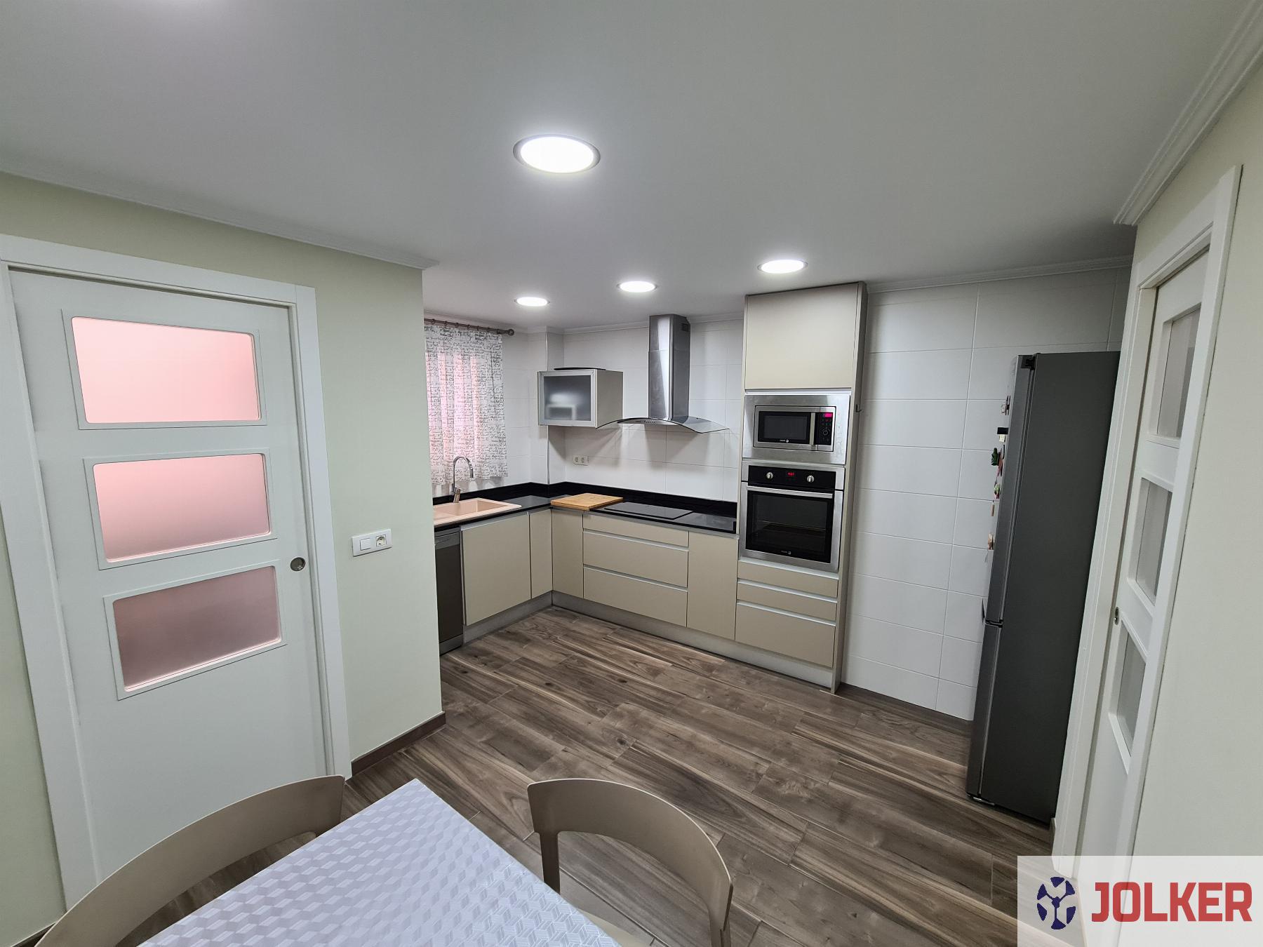 For sale of flat in Burriana
