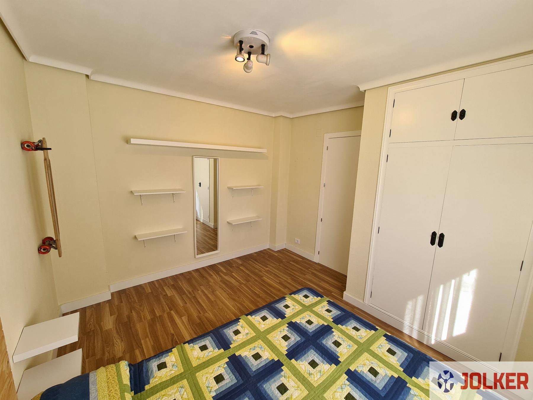 For sale of flat in Burriana