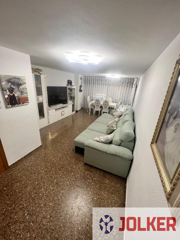 For sale of flat in Burriana