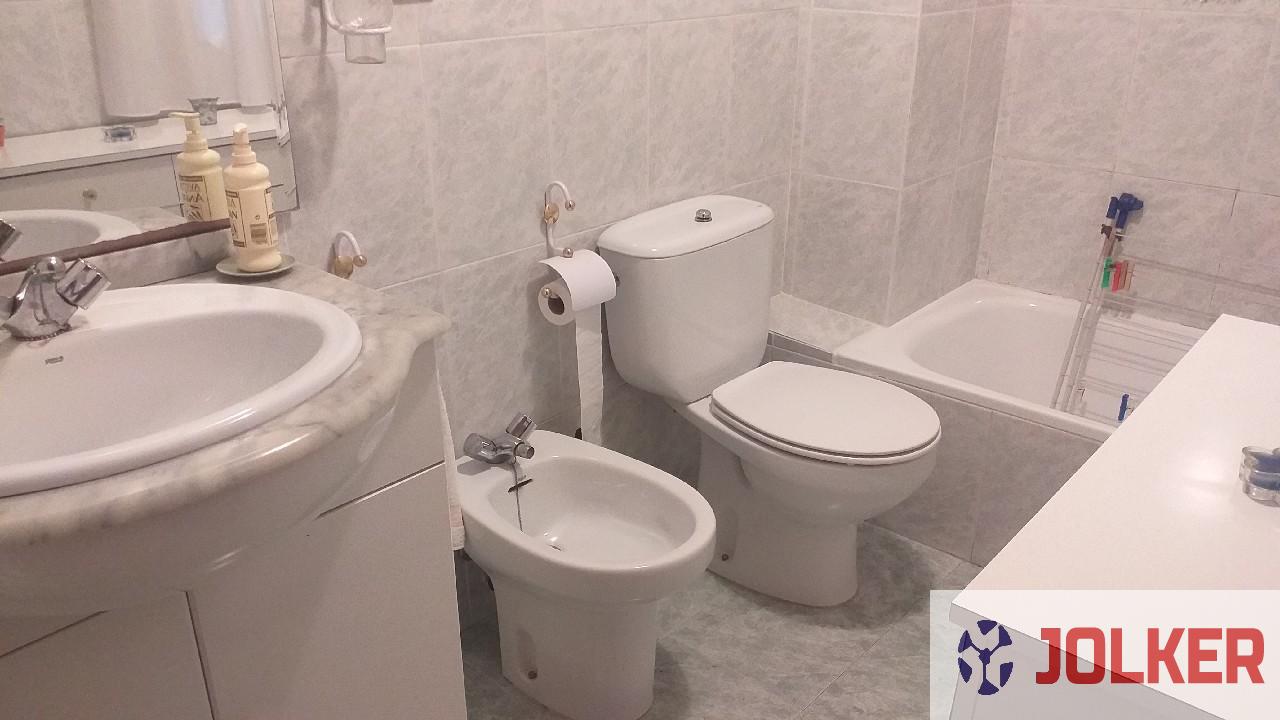 For sale of flat in Burriana