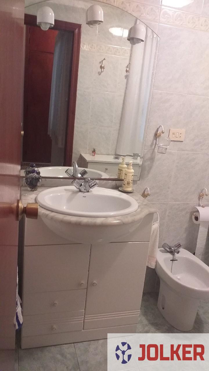For sale of flat in Burriana