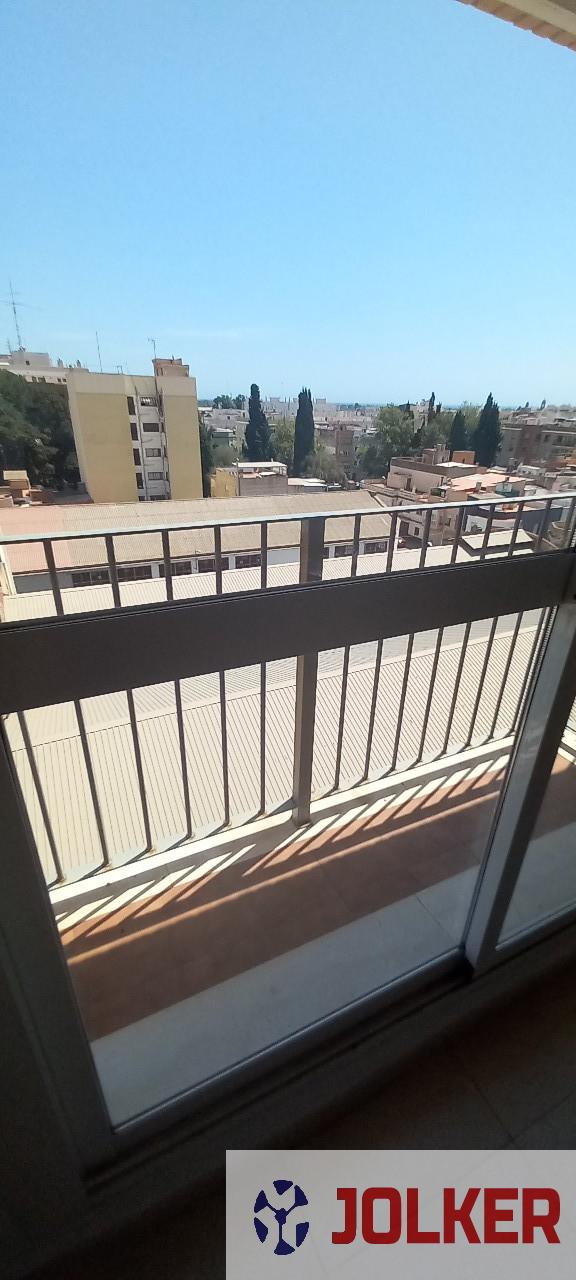 For rent of flat in Burriana