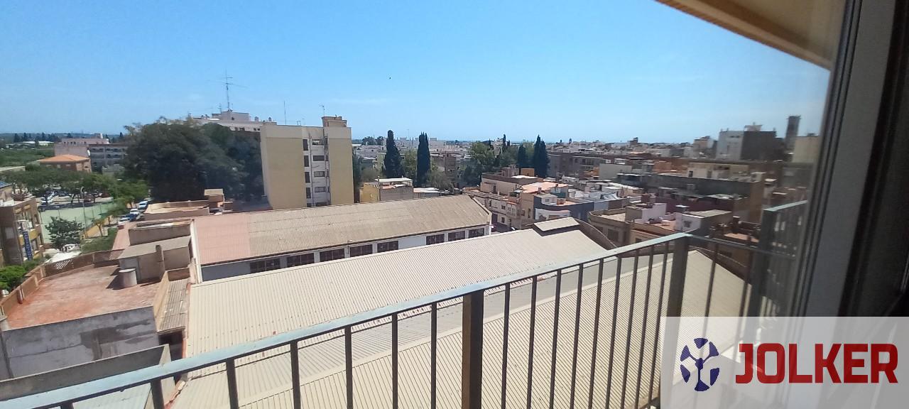 For rent of flat in Burriana