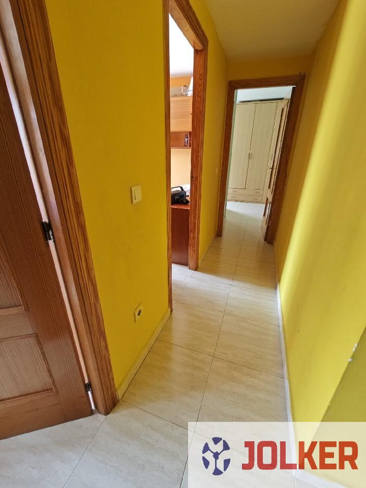 For sale of flat in Burriana
