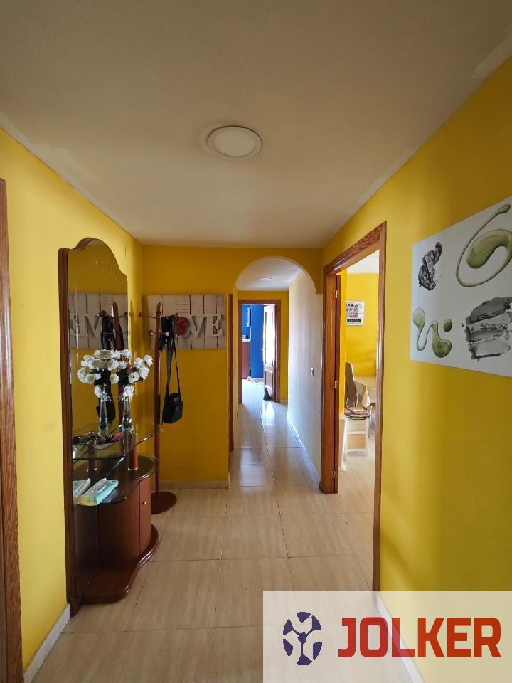For sale of flat in Burriana