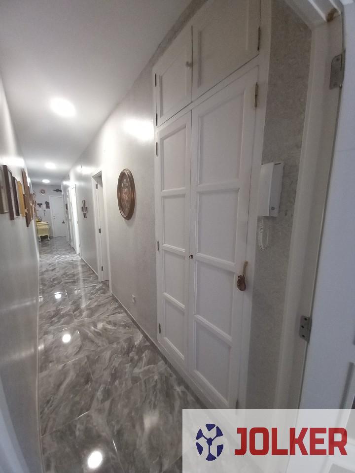 For sale of flat in Burriana