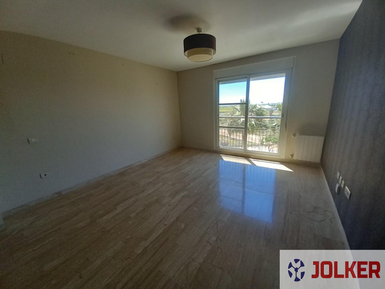 For sale of flat in Burriana