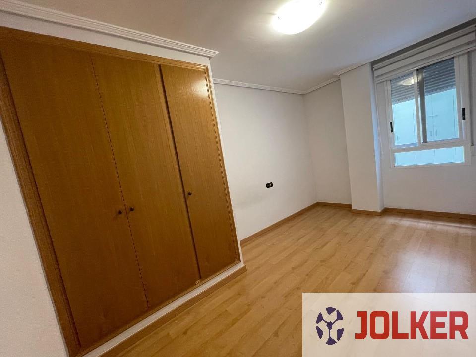 For sale of flat in Burriana