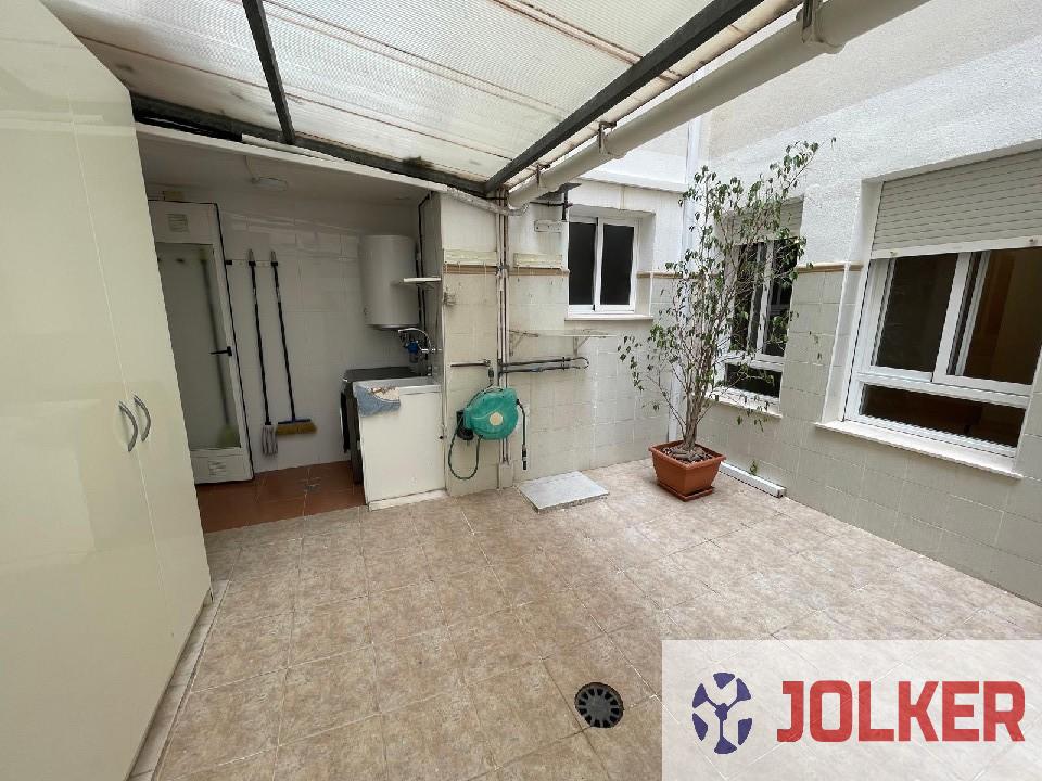 For sale of flat in Burriana