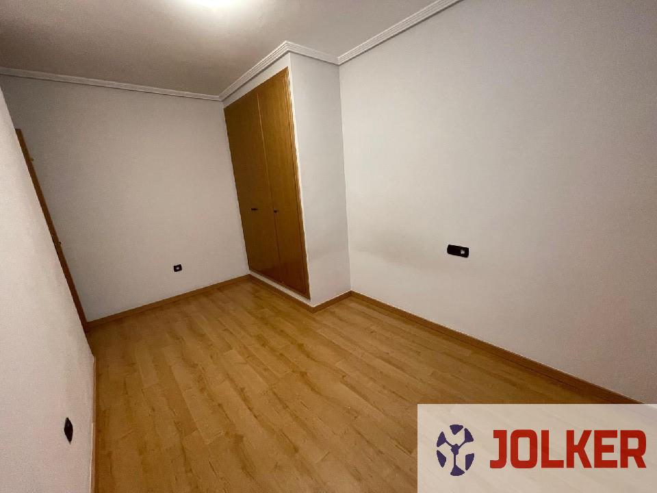 For sale of flat in Burriana