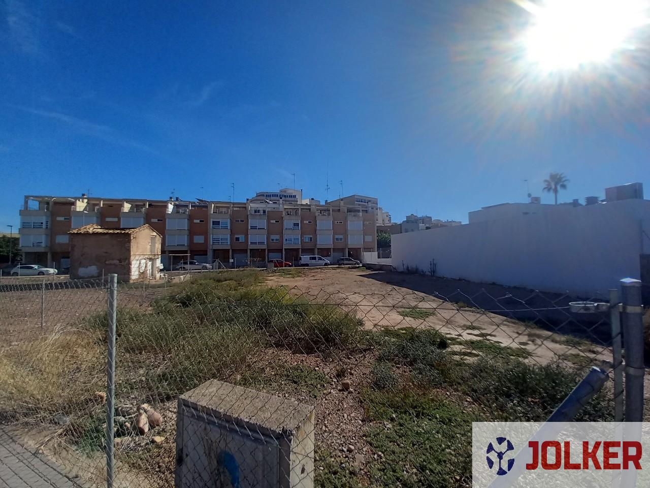 For sale of land in Burriana