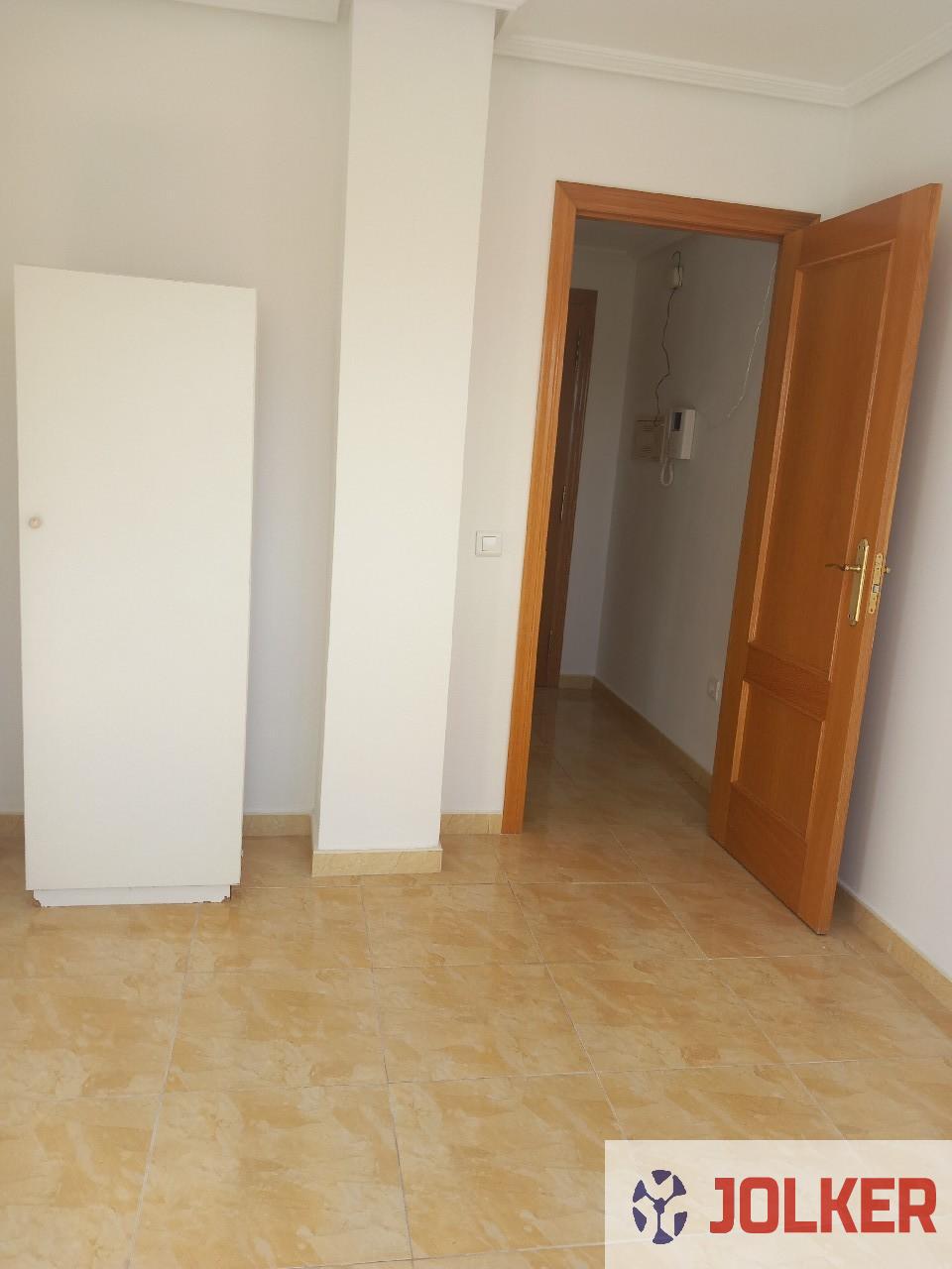 For sale of flat in Burriana