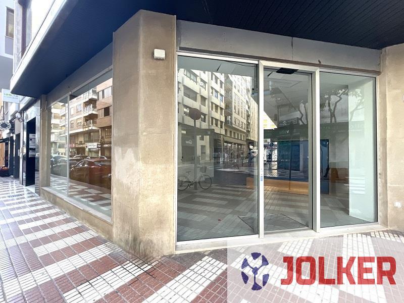 For sale of commercial in Castellón