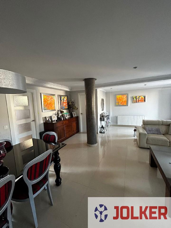 For sale of chalet in Burriana