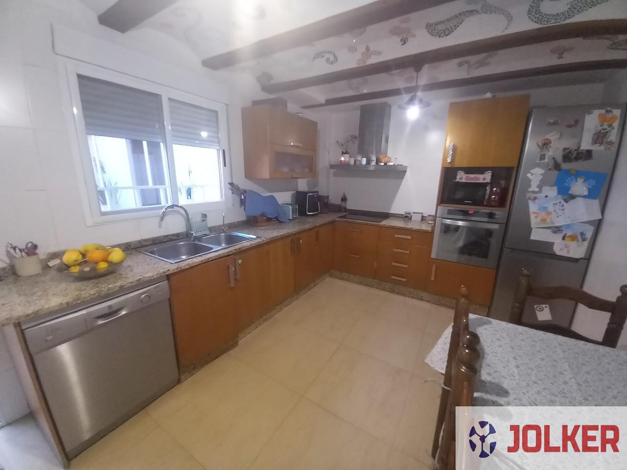 For sale of chalet in Burriana
