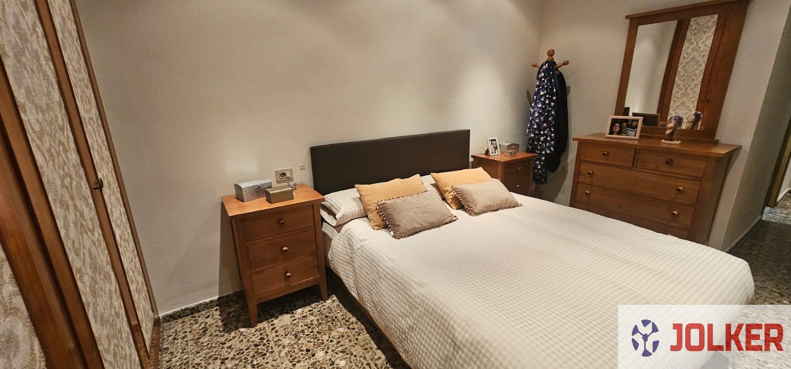 For sale of flat in Burriana